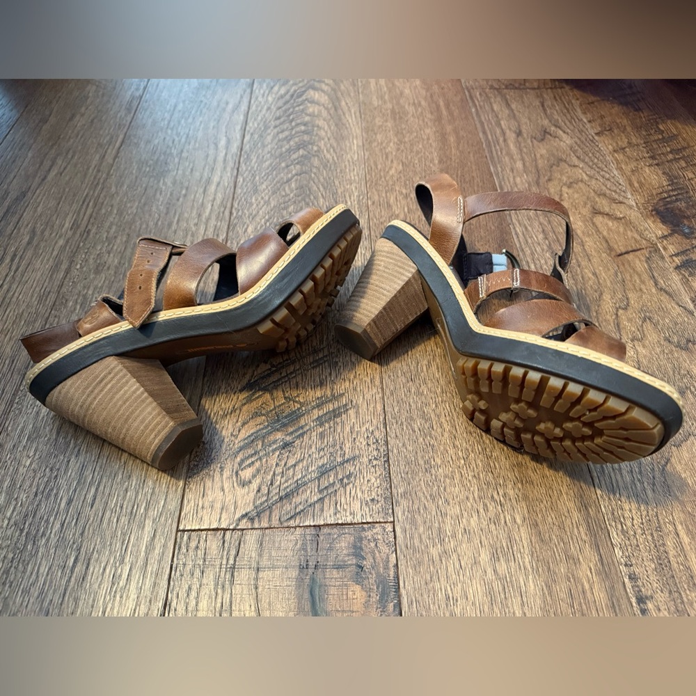 Timberland Women's Brown Leather Sandals - Picture 2 of 3